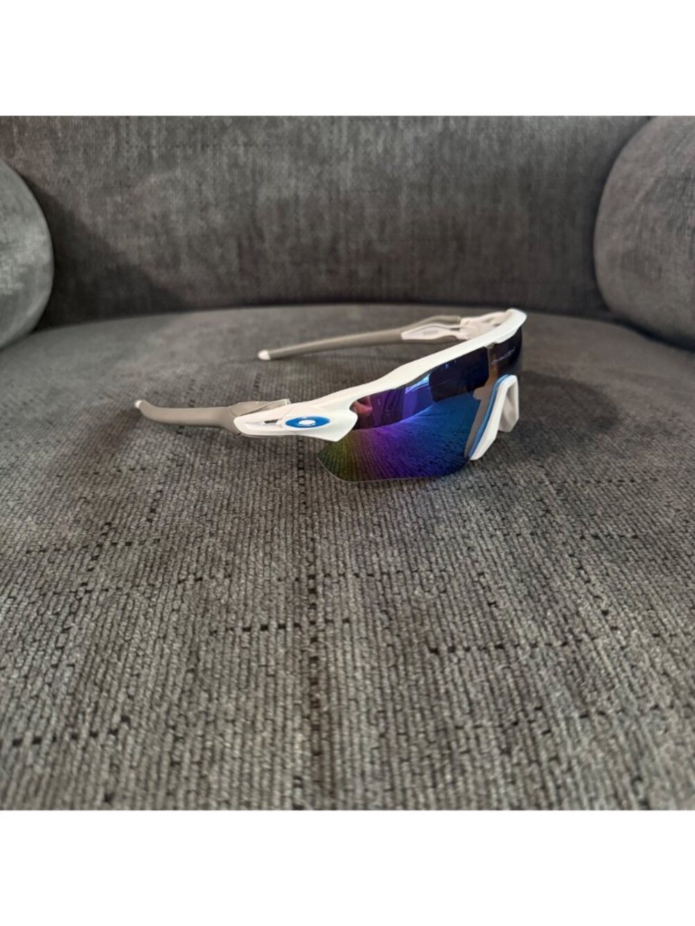 Oakley Radar EV PRIZM Polarized Blue OO9208 White-Gray Frame - Picture 3 of 10